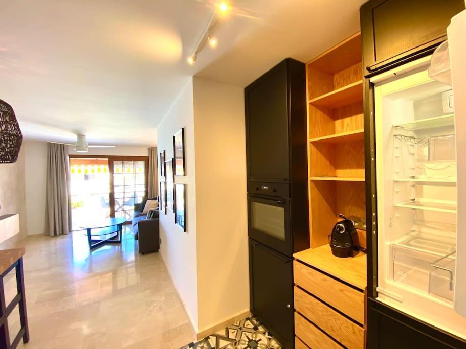 Stylish & Modern 1 Bedroom Suite On Frontline Of Playa Del Duque Costa Adeje (Tenerife) Exterior foto